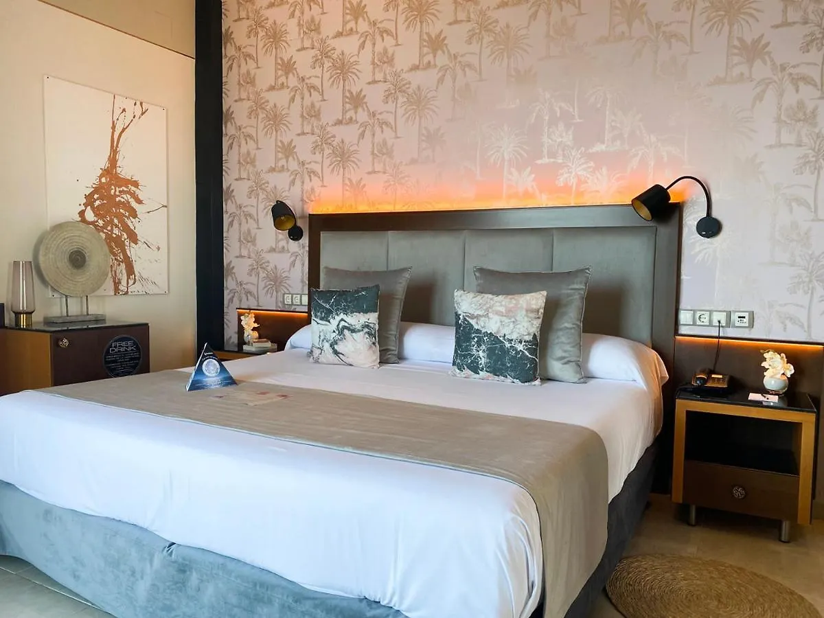 On Aleta Room Designed For Adults Almunecar Hotel