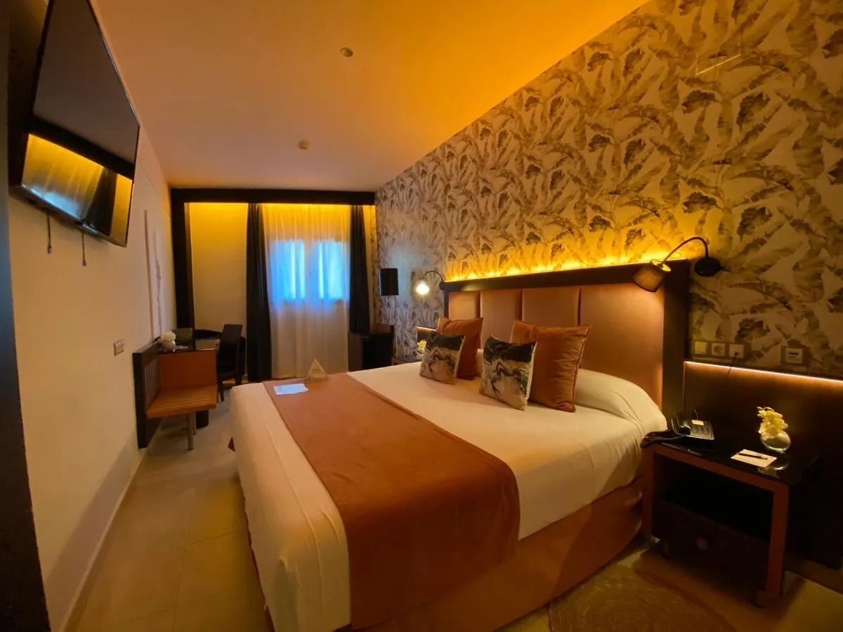 On Aleta Room Designed For Adults Almuñécar