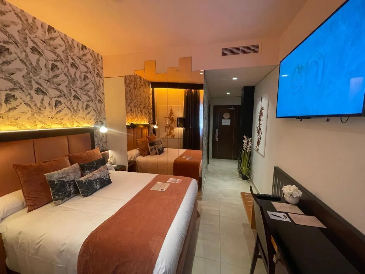 Hotel ON ALETA ROOM designed for adults Almuñécar